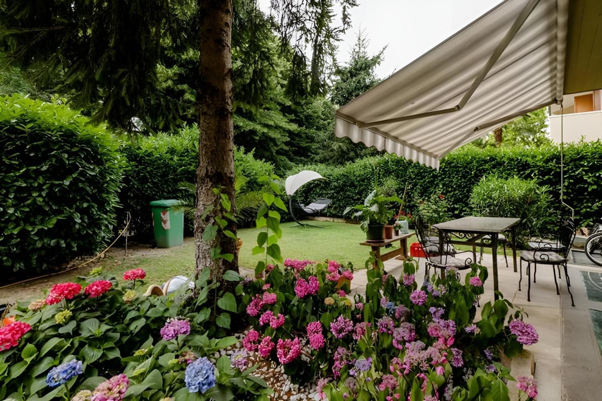 Апартаменты Garden House Fiera Milano Перо Экстерьер фото